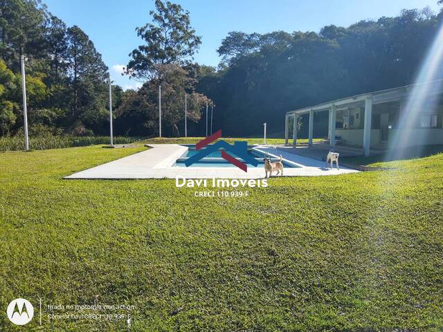 Chácara com Lago para Venda em Atibaia - 4